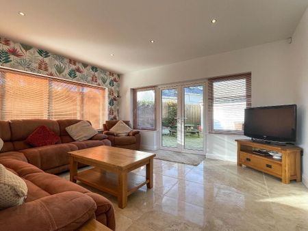 62 Magheraboy Avenue, Portrush, BT56 8GW - Photo 3