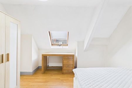 5 bedroom maisonette to rent - Photo 3
