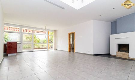 METROPOLITAN │Nadštandardný 6i RD s garážou a 2 terasami na prenájom - Photo 4