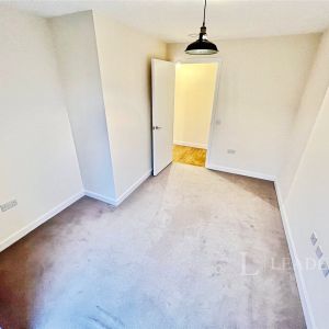 2 bedroom apartment to rent Harvest Road, Cambridge, CB2 - Photo 3