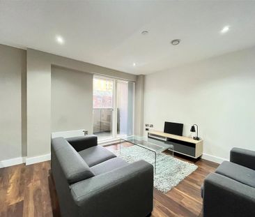 2 bedroom apartment to rent - Photo 2
