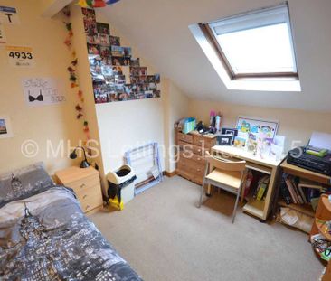 4 Bedroom Mid Terraced House for rent in Mayville Terrace - Photo 4