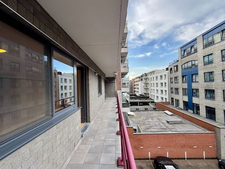 Appartement te huur - Foto 4