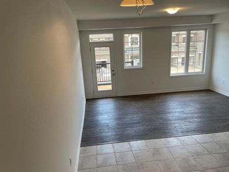 For Lease - 77 Keppel Circle, Brampton, Ontario - Photo 3