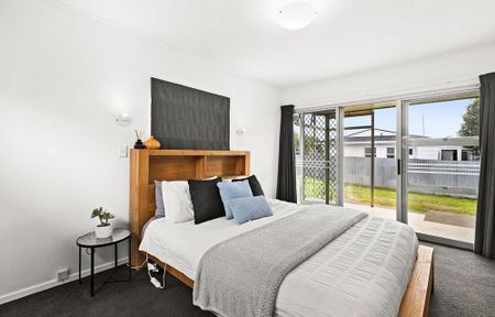 Recently updated 3 bedroom home for rent - Photo 3