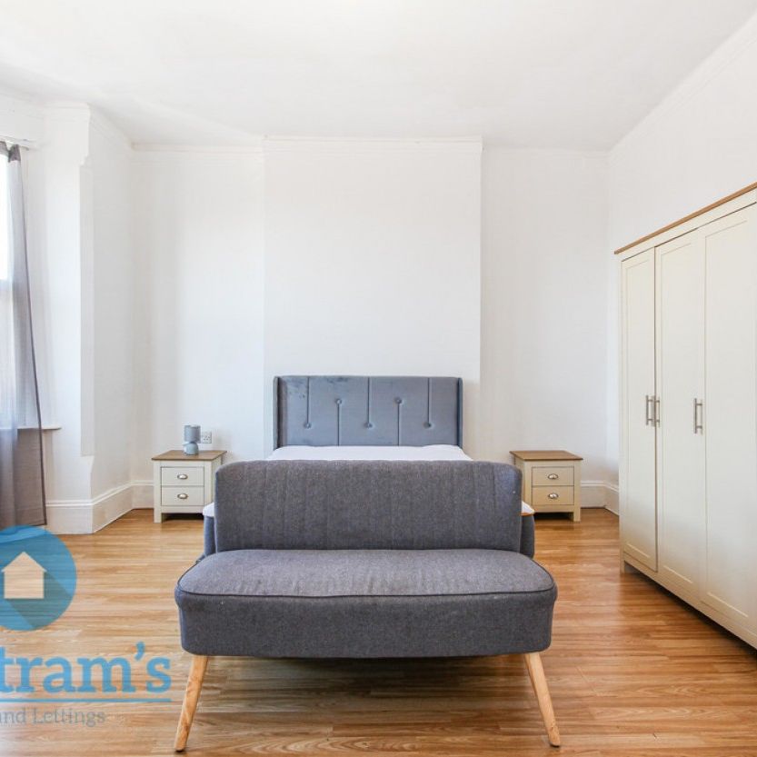 1 bed Shared House for Rent - Photo 1