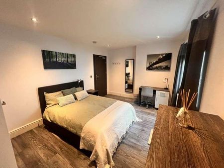 Broadway, PE1 - Photo 3