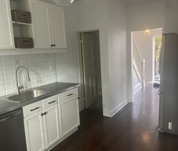 For Lease - 104 Francis Street, Hamilton, Ontario - Photo 1