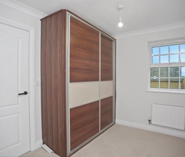 5 bedroom detached house to rent - Photo 3