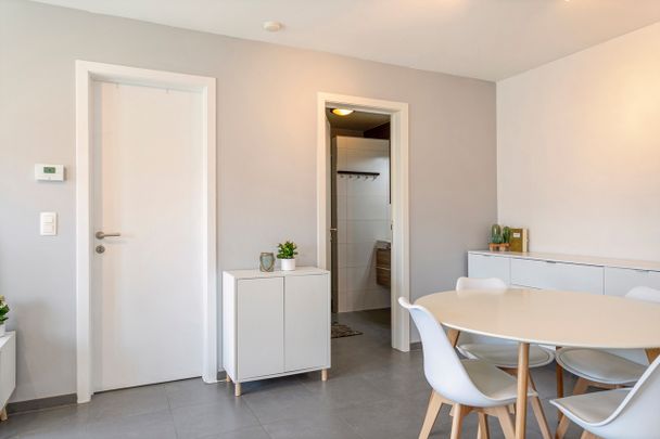 Appartement - Te huur - Photo 1