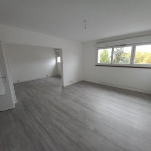 Location Appartement à ECHIROLLES - Photo 2