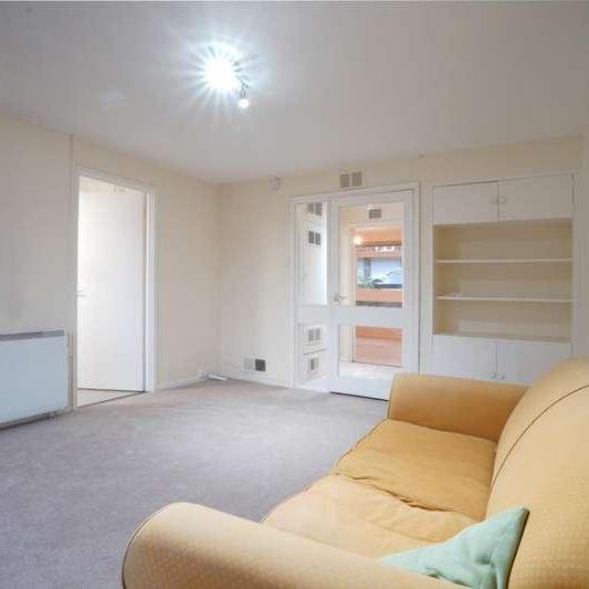 Jenson Way, Crystal Palace, London, SE19 - Photo 1