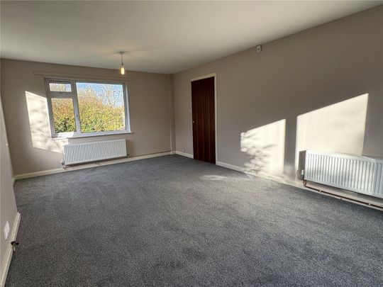 The Vicarage, Wombridge Road - Photo 1