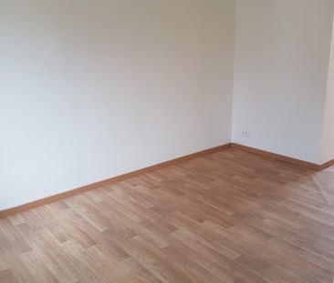 Location Appartement 2 pièces 35m² LOUVROIL 59720 - Photo 3