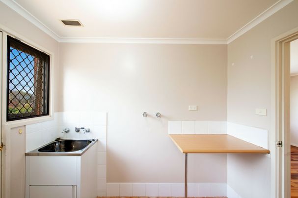 Three Bedroom Family Home - Photo 1