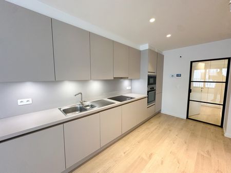 Appartement te huur in Kortrijk - Photo 5