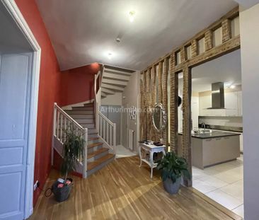 Location Maison de ville 5 pièces 180 m2 à Le Mans - Photo 1