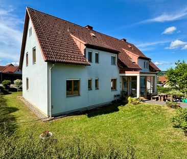 Lichtdurchflutete 3-Zimmer-Wohnung mit Balkon und Carportparkplatz - Photo 3