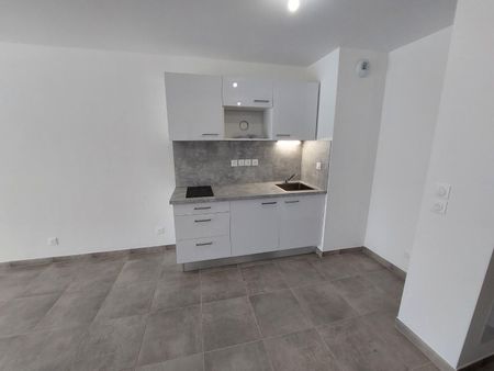 location Appartement T2 DE 42.61m² À MONTPELLIER - Photo 2