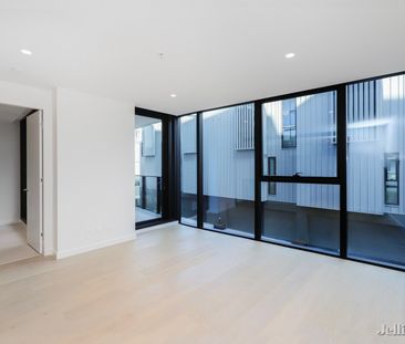 117/29 Waterline Place, Williamstown - Photo 4