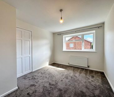 3 bedroom semi-detached house to rent - Photo 6