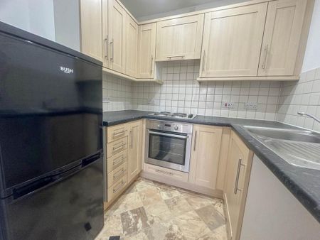 1 bedroom flat to rent - Photo 5