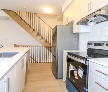 For Lease - 1995 Matteer Court Unit# 27, Innisfil, Ontario - Photo 6