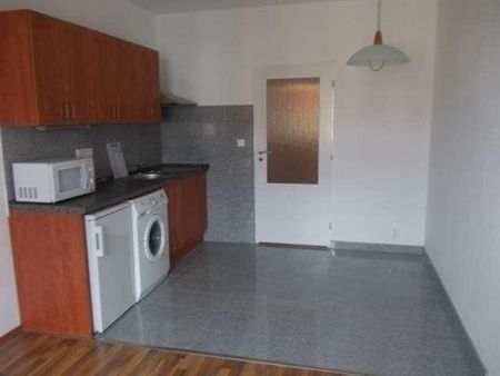 Apartment for rent, 1+KK - Studio, 30m - Photo 2