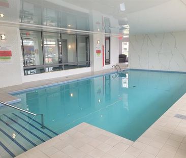 353 Boul. Brunswick - Photo 1