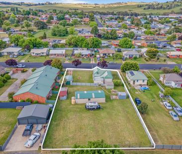 Three Bedroom Home - Photo 6