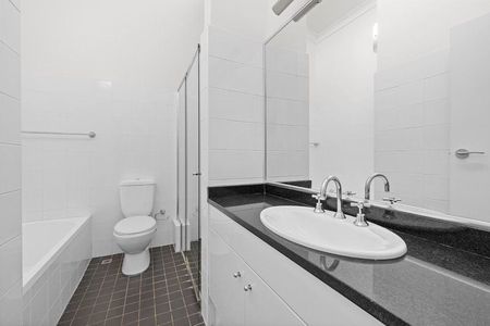 Modern North Facing Split level 3 Bedroom Townhouse - Photo 2