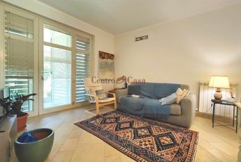 Camera in appartamento in condivisione, solo affitti transitori