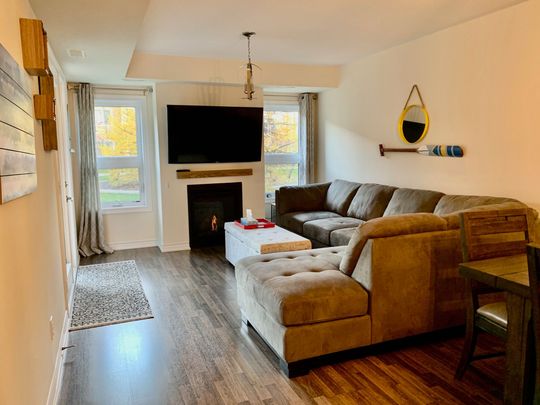 For Lease - 4 Cove Court Unit# 102, Collingwood, Ontario - Photo 1