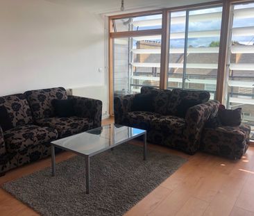 2 Bed Flat, Garland Court, SE17 - Photo 5