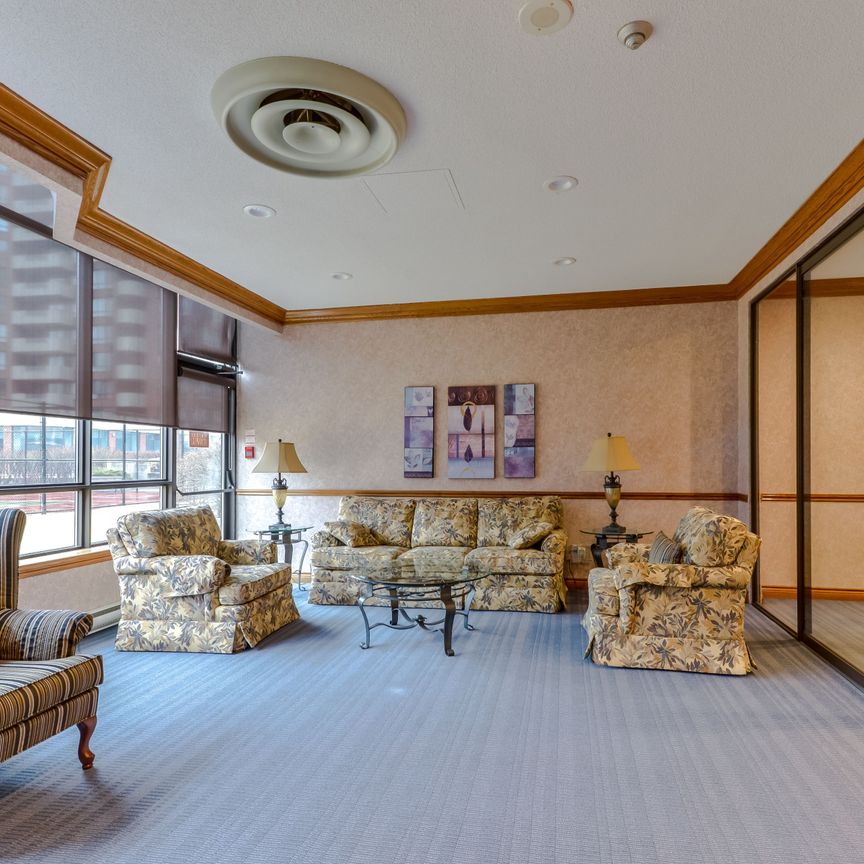 For Lease - 100 Observatory Lane Unit# 407, Richmond Hill, Ontario - Photo 1