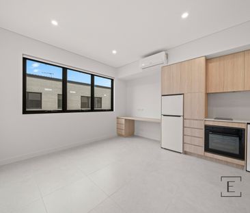 6 Gladys Avenue, Frenchs Forest NSW 2086 - Studio For Rent | Domain - Photo 5