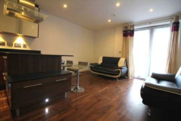 Price £2,250 pcm - Available Now - Unfurnished - Photo 1