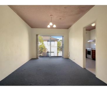 12 / 6 Mackie Street, Coniston, NSW 2500 - Photo 2