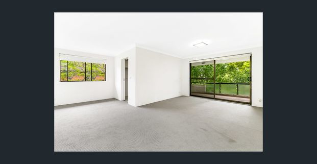 LIGHT FILLED TOP FLOOR UNIT - Photo 1