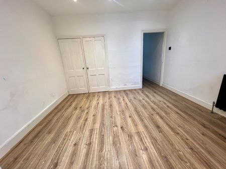 3 Bed Terraced House, Lakehall Road, CR7 - Photo 5