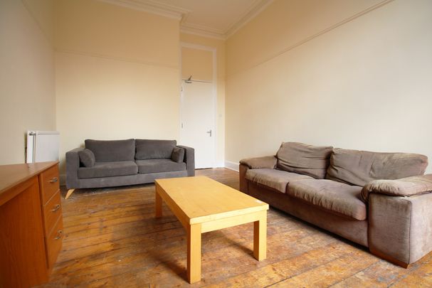 Hillhead Street, Hillhead, Glasgow - Photo 1