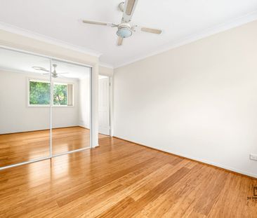 SPACIOUS TOWNHOUSE IN PRIME LOCATION! - Photo 3