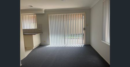 Neat and tidy townhouse - Photo 4