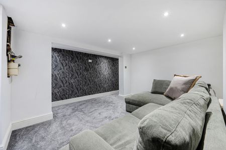 3 bed terraced house to rent in Wilton Street, Manchester, M45 - Photo 4