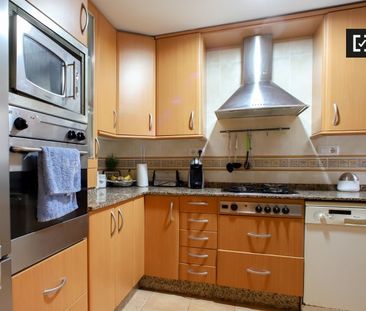 valencia, Valencian Community 46004 - Photo 2