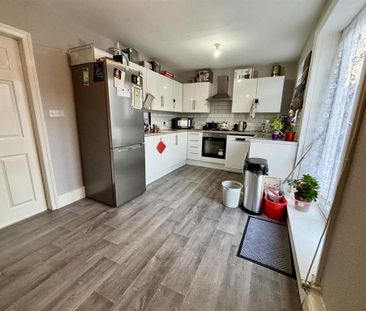 3 bedroom house to rent - Photo 3