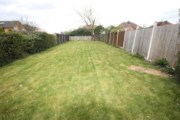 Plains Road, Nottingham, Nottinghamshire, NG3 - Photo 1