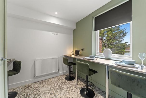 Studio to rent - Photo 1