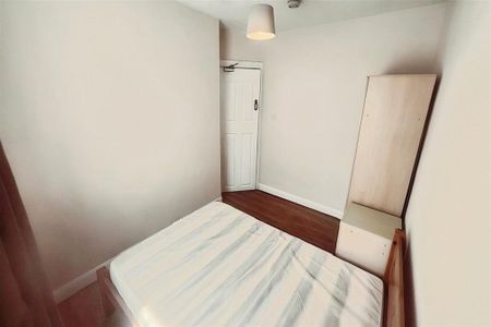 1 bedroom semi-detached house to rent - Photo 3