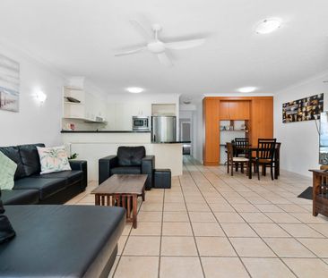 FULLY FURNISHED BEACHFRONT LIVING - Photo 2